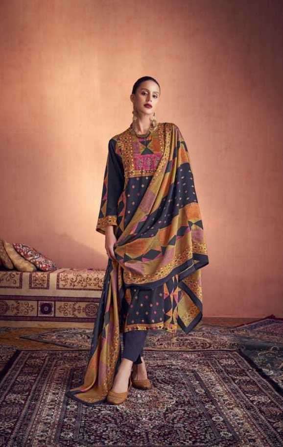 KILIM SERIES 200 BY SARG DESIGNER WITH DIGITAL PRINTED AND HAND WORK MUSLIN SILK SUITS ARE AVAILABLE AT WHOLESALE PRICE