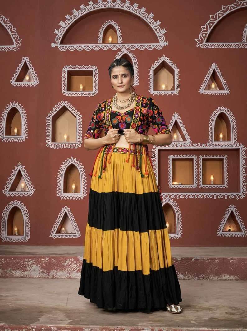 RAAS VOL-17 SERIES 2461 TO 2464 BY SHUBHKALA DESIGNER NAVRATRI READYMADE LEHENGA CHOLI ARE AVAILABLE AT WHOLESALE PRICE