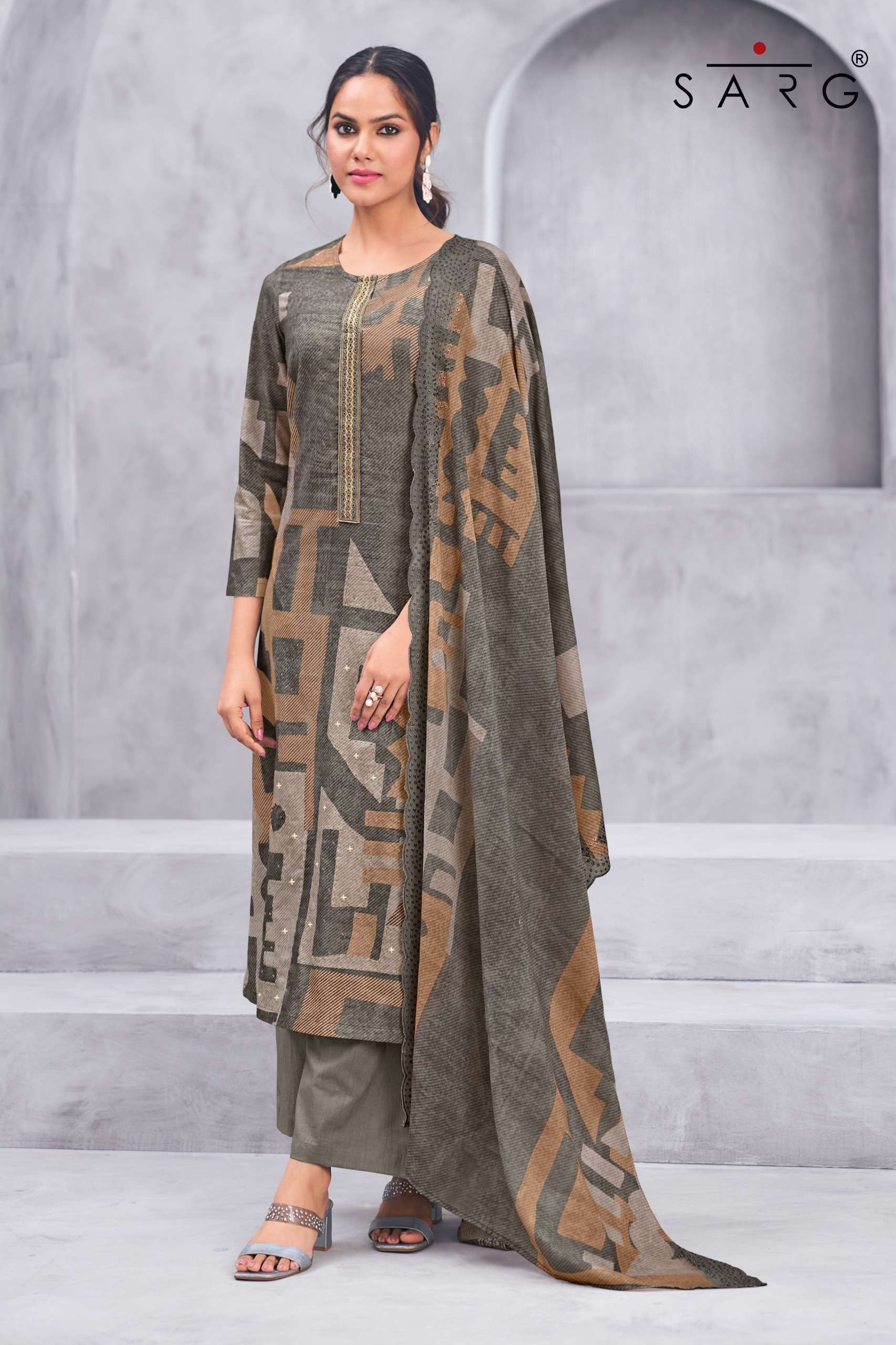 MIZNA SERIES 700 BY SARG DESIGNER DIGITAL PRINTED AND WORK COTTON LAWN SUITS ARE AVAILABLE AT WHOLESALE PRICE