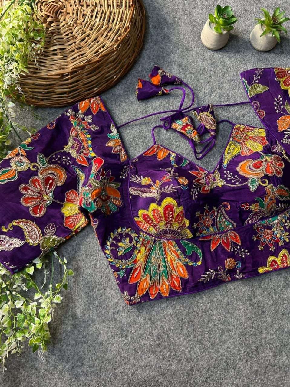 READYMADE BLOUSE SERIES 196 DESIGNER PRINTED CHINON READYMADE BLOUSES ARE AVAILABLE AT WHOLESALE PRICE
