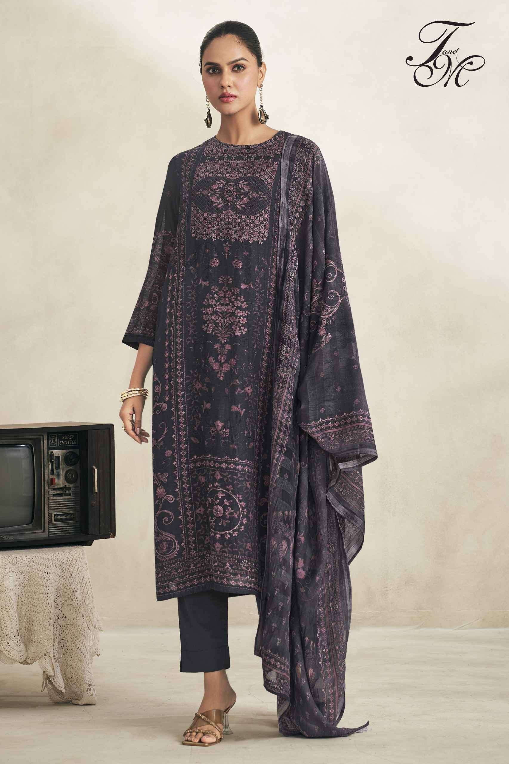 SALEHA SERIES 200 BY T&M DESIGNER DIGITAL PRINTED AND HAND WORK LINEN SUITS ARE AVAILABLE AT WHOLESALE PRICE