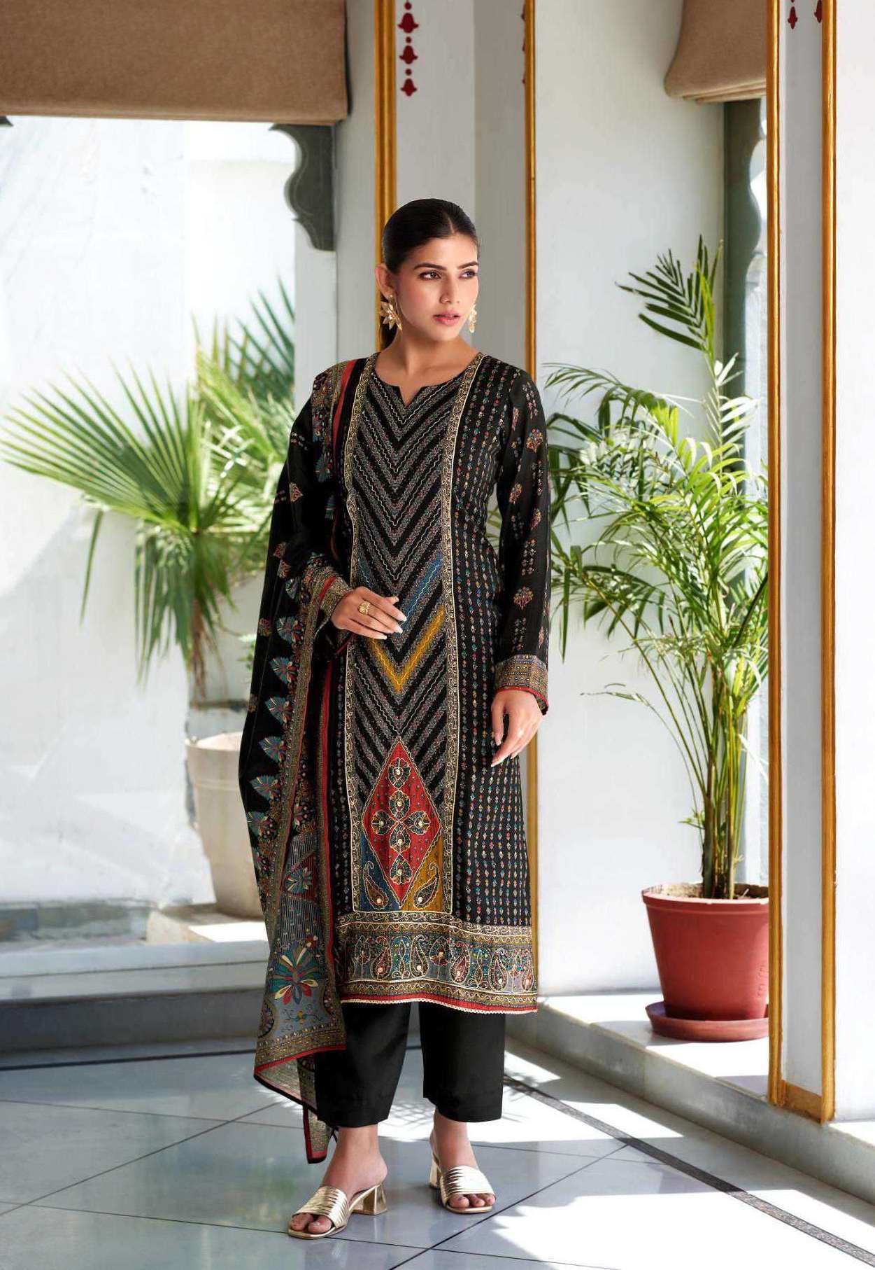 TOHFA SERIES 1801 TO 1804 BY MUMTAZ ARTS DESIGNER DIGITAL PRINTED AND HAND WORK MUSLIN SUITS ARE AVAILABLE AT WHOLESALE PRICE