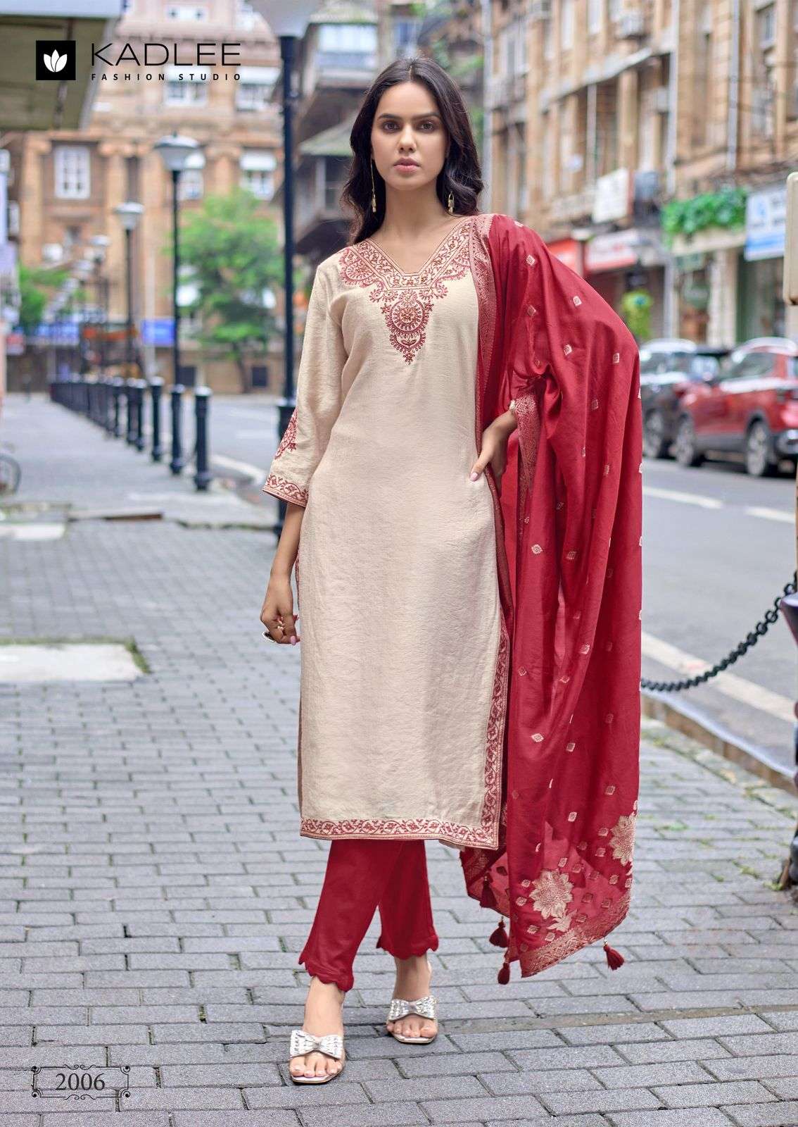 KHANAK SERIES 2001 TO 2006 BY KADLEE DESIGNER THREAD AND HAND WORK VISCOSE WEAVING TOP WITH BOTTOM AND DUPATTA ARE AVAILABLE AT WHOLESALE PRICE