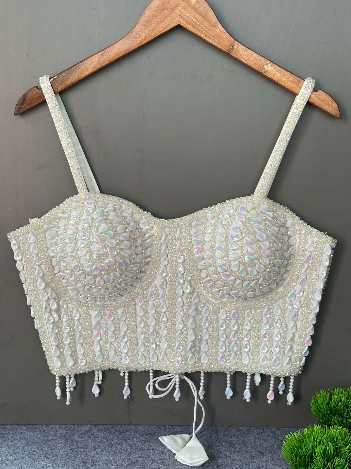 READYMADE BLOUSE SERIES 375 DESIGNER PARTY WEAR HANDCRAFTED READYMADE BLOUSES ARE AVAILABLE AT WHOLESALE PRICE 