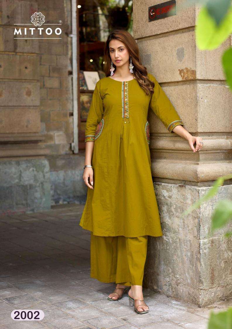 VANYAA SERIES 2001 TO 2004 BY MITTO DESIGNER THREAD AND HAND WORK DHABU COTTON TOP AND PLAZZO ARE AVAILABLE AT WHOLESALE PRICE