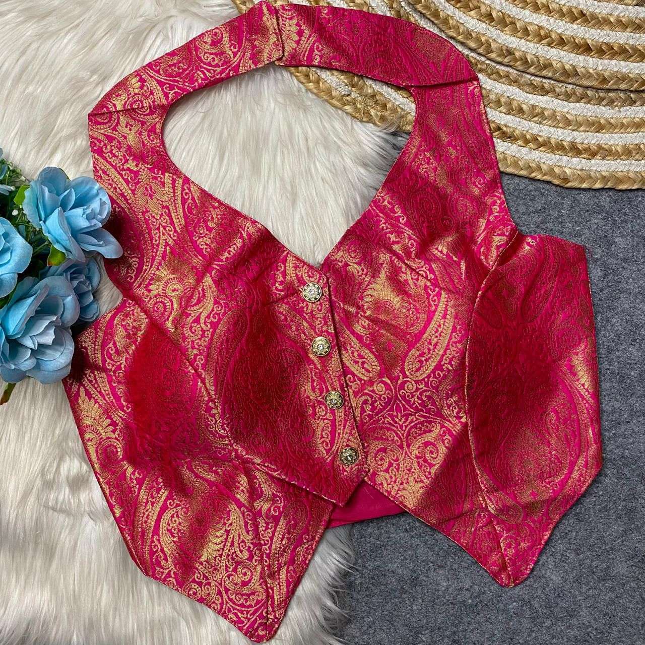 READYMADE BLOUSE SERIES 422 DESIGNER HEAVY ZARI BANARAI HALTER NECK READYMADE BLOUSE ARE AVAILABLE AT WHOLESALE PRICE 