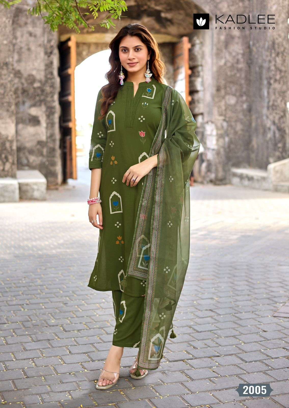 CLASSY LOOK SERIES 2001 TO 2006 BY KADLEE DESIGNER PRINTED RAYON KURTI WITH BOTTOM AND DUPATTA ARE AVAILABLE AT WHOLESALE PRICE 