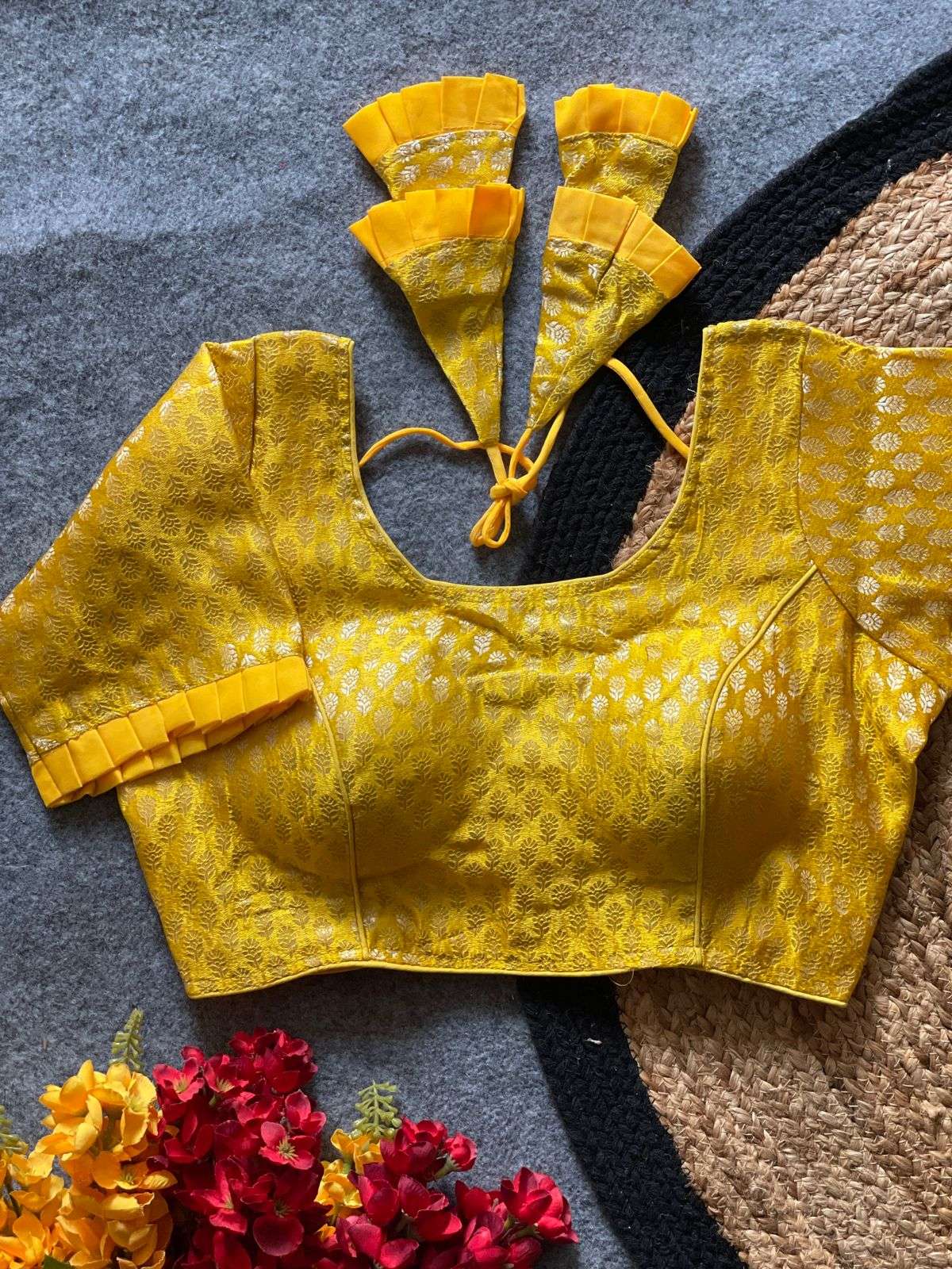 READYMADE BLOUSE SERIES 429 DESIGNER SILVER ZARI KHATAN BANARASI READYMADE BLOUSE ARE AVAILABLE AT WHOLESALE PRICE 