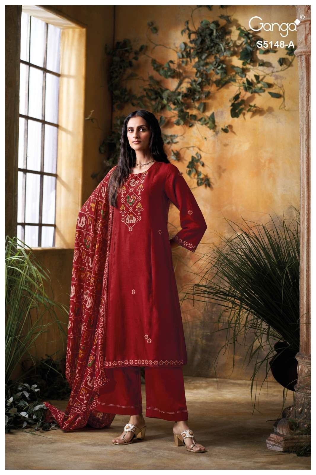 ZENDAYA SERIES 5148 BY GANGA DESIGNER HAND EMBROIDERY AND SCHIFFLI EMBROIDERY WORK BEMBERG RUSSIAN SILK SUITS ARE AVAILABLE AT WHOLESALE PRICE
