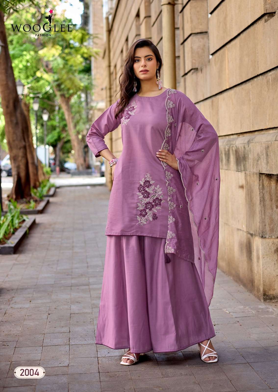 BLUE PEARL SERIES 2001 TO 2004 BY WOOGLEE DESIGNER THREAD AND HAND WORK RUSSIAN SILK TOP WITH PLAZZO AND DUPATTA ARE AVAILABLE AT WHOLESALE PRICE